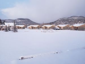 Lazy Bear Cabins