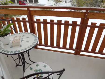 Barzettes-Vacances 553 / Entrée N° 14 Отели в г. Сиерре