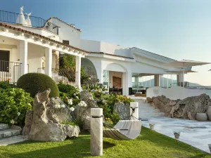 Sulia House Porto Rotondo, Curio Collection by Hilton