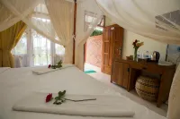 Toba Village Inn Hotels in Tomok
