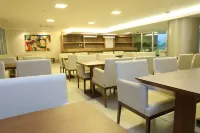 Ramada by Wyndham Macaé Hotel & Suites - breakfast
