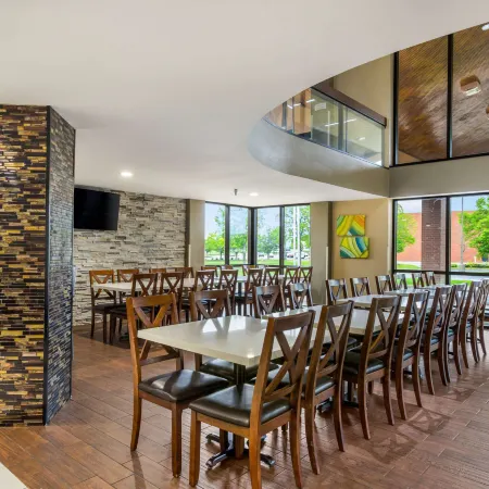 Quality Inn & Suites Florence - Cincinnati South