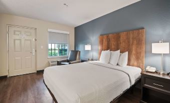 Extended Stay America Suites - Miami - Airport - Blue Lagoon
