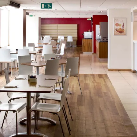Travelodge Worthing Seafront