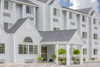 Microtel Inn & Suites by Wyndham Gassaway/Sutton Hotels in Braxton County