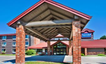 AmericInn by Wyndham Grand Forks