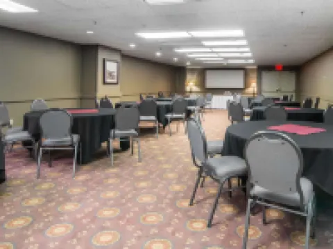 Quality Inn & Suites Yellowknife Hotels in Yellowknife