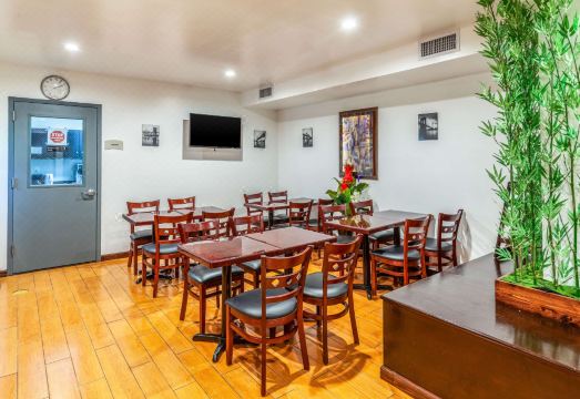 퀄리티 인 니어 선셋 파크