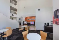 Motel 6 Bedford, TX - Fort Worth Hotels in Bedford