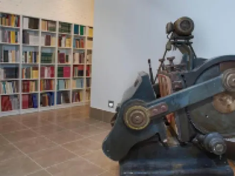 The Book Factory Hostel Hotels in Campina del Pisuerga