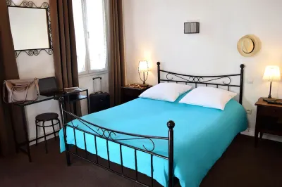 Nouvel Hotel Saint Raphael l Centre ville l Bord de mer