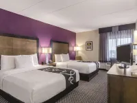 La Quinta Inn & Suites by Wyndham Warwick Providence Airport