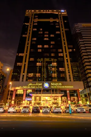 Majlis Grand Mercure Residence Abu Dhabi Отели в г. Абу-Даби