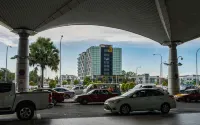 Jinhold Hotel & Serviced Apartment Miri - parking