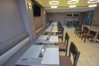 Qp Hotels Trujillo - Разрешено размещения с домашними животными