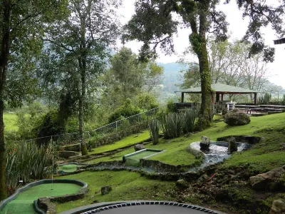 Cabañas El Estribo Hotel Hotel di Valle de Bravo