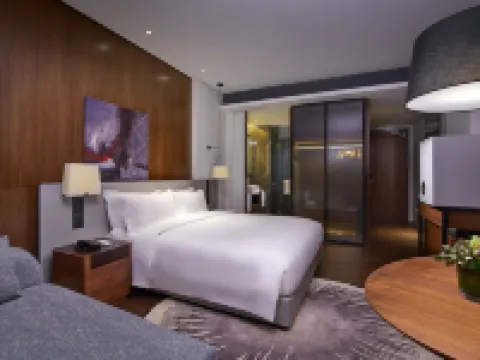 Le Méridien Petaling Jaya Hotels near Paradigm Mall