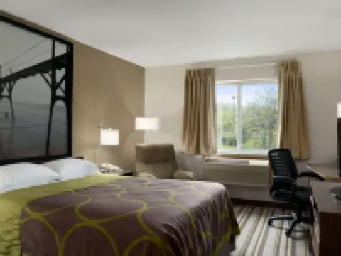 Super 8 by Wyndham Manistee Hotels in Manistee