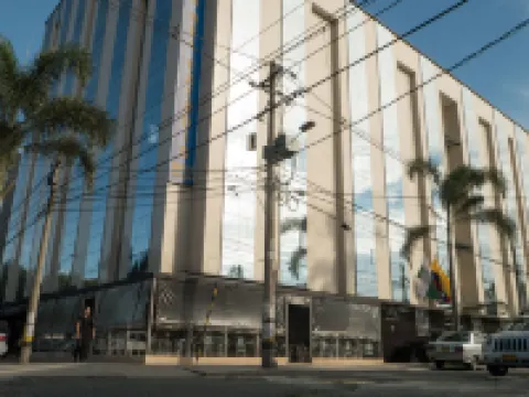 蘇斯埃斯塔迪奧飯店 佩德羅內爾戈麥斯博物館附近的飯店