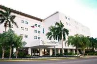 Kristoff Hotel dekat Basílica de Nuestra Señora del Rosario de Chiquinquirá y Cristo de Aranza