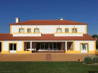 Casa do Alfaro Hotels in Arruda dos Vinhos