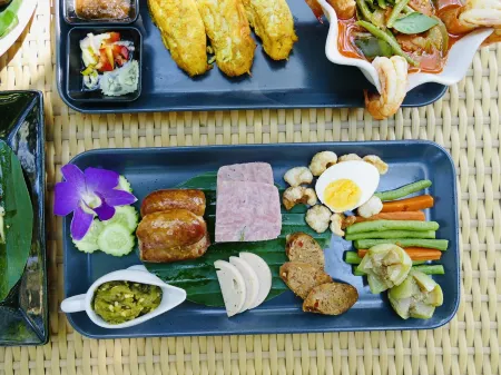 Monoceros Resort Отели рядом с достопримечательностью «Elephant POOPOOPAPER Park Chiang Mai»