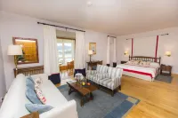 Parador de Ribadeo Отели рядом с достопримечательностью «Castro das Grobas»
