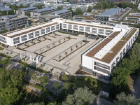 ハンプトン バイ ヒルトン ミュンヘン エアポート サウス ハンベルクモースのホテル