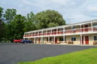Cozy Corner Motel Hotel di Williamstown