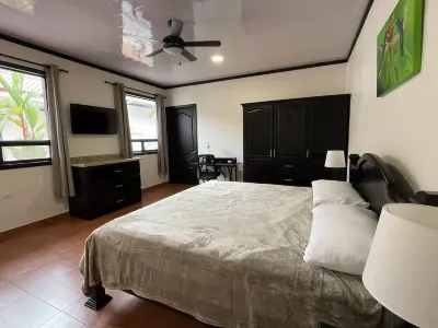 Beautiful New 3 Bedroom 3 Bath Condo with Private Courtyard and Attached Garage Hotels in 