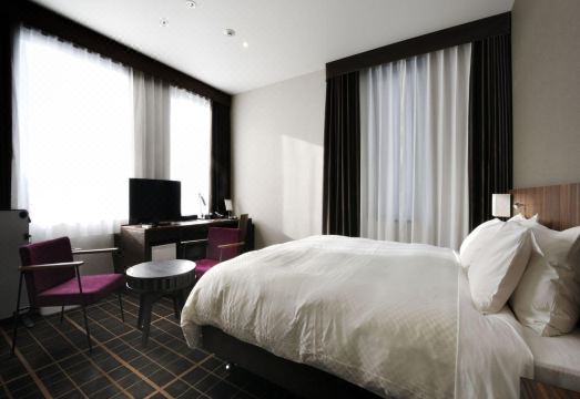 JR-이스트 호텔 메츠의 역과 연결된 편리한 입구 또는 넓은 객실