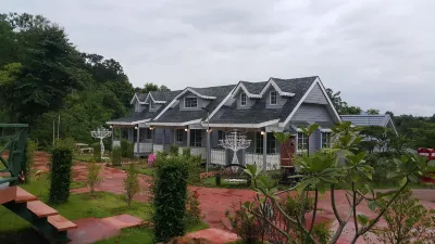 Farm Terrace Hotels near Wat Nong Ka Dam Bamrungtham