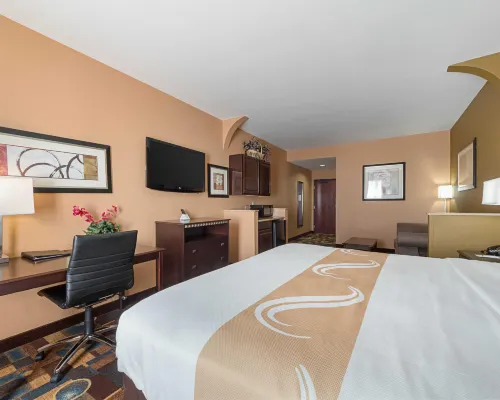 Quality Inn & Suites Hotels in Kyle