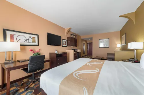 Quality Inn & Suites Hotels in Kyle