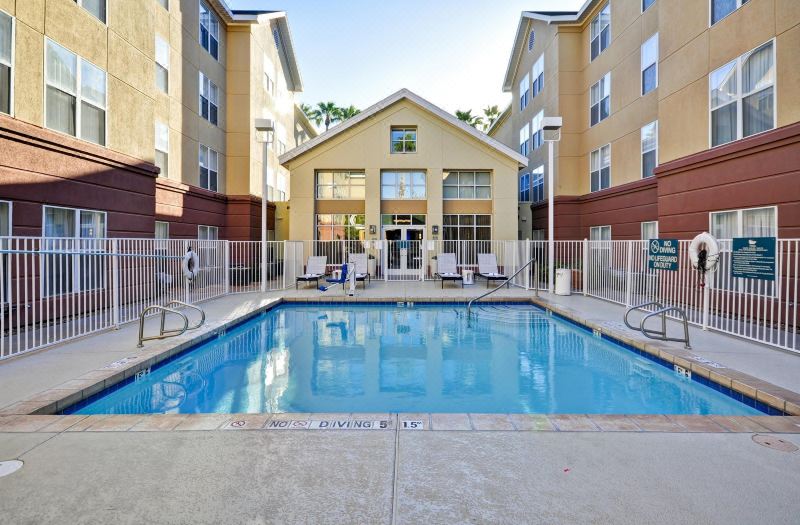 Homewood Suites by Hilton Phoenix - Biltmore photo 2