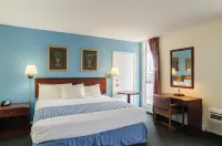 Alamo Inn & Suites