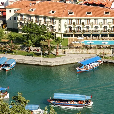 Caria Hotel