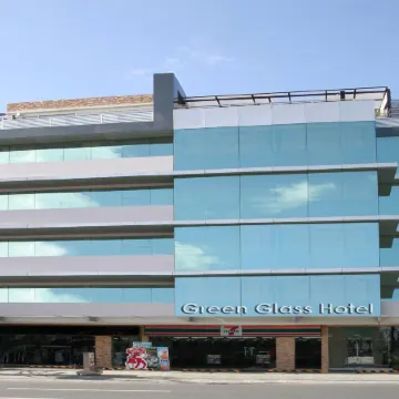 Green Glass Hotel