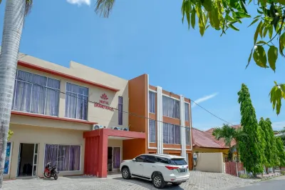 RedDoorz @ Hotel Grand Aulia Majene Hotels in 