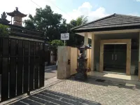 Deka Homestay Hotel a Bertais