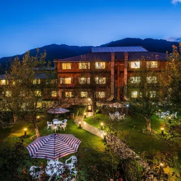 Honeymoon Inn Manali Hotels near Igloo stay sethan