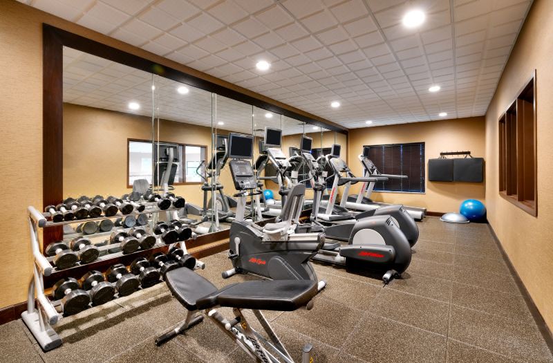 Holiday Inn Express & Suites Butte by IHG photo 3