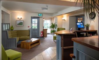 Y Branwen Restaurant & Rooms - Adult Only and Dog Friendly