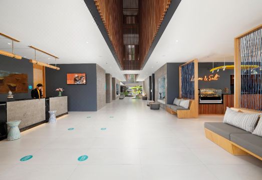 2. 시타딘 베라와 ..