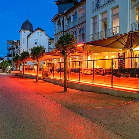 Nymphe Strandhotel & Apartments