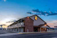 Super 8 by Wyndham Goodland Hotels near Thomas County District Court