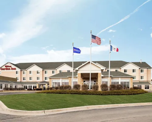 Hilton Garden Inn Dubuque Downtown Hotels near Five Flags Center