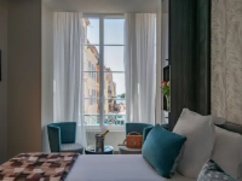 BW Premier Collection Mondial カンヌのホテル