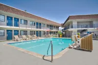 帕姆代爾6號汽車旅館