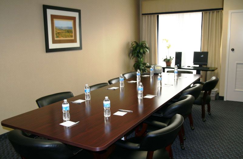 Hampton Inn Mt. Airy photo 4